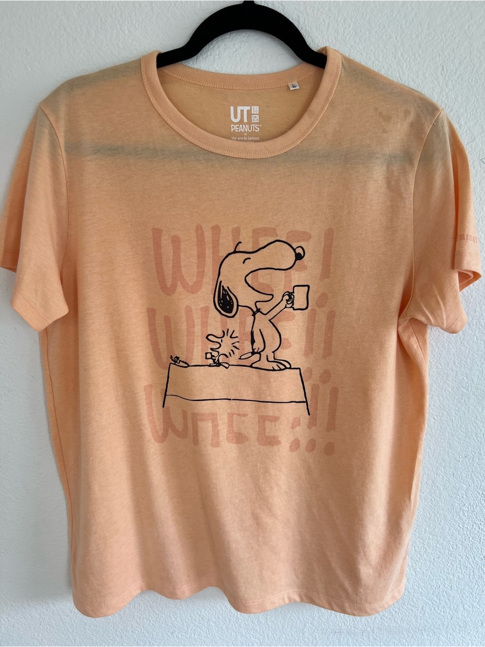 Uniqlo Peach Peanuts Snoopy & Woodstock Short Sleeve Tee